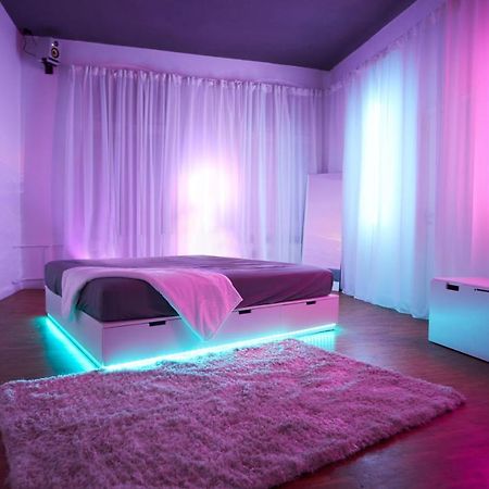 Huge Apartment With Home Cinema And Kitchen In Friedrichshain Berlin Dış mekan fotoğraf