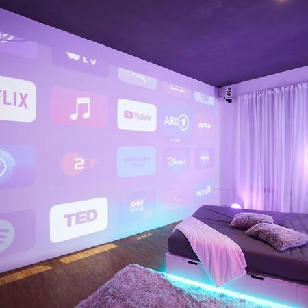 Huge Apartment With Home Cinema And Kitchen In Friedrichshain Berlin Dış mekan fotoğraf