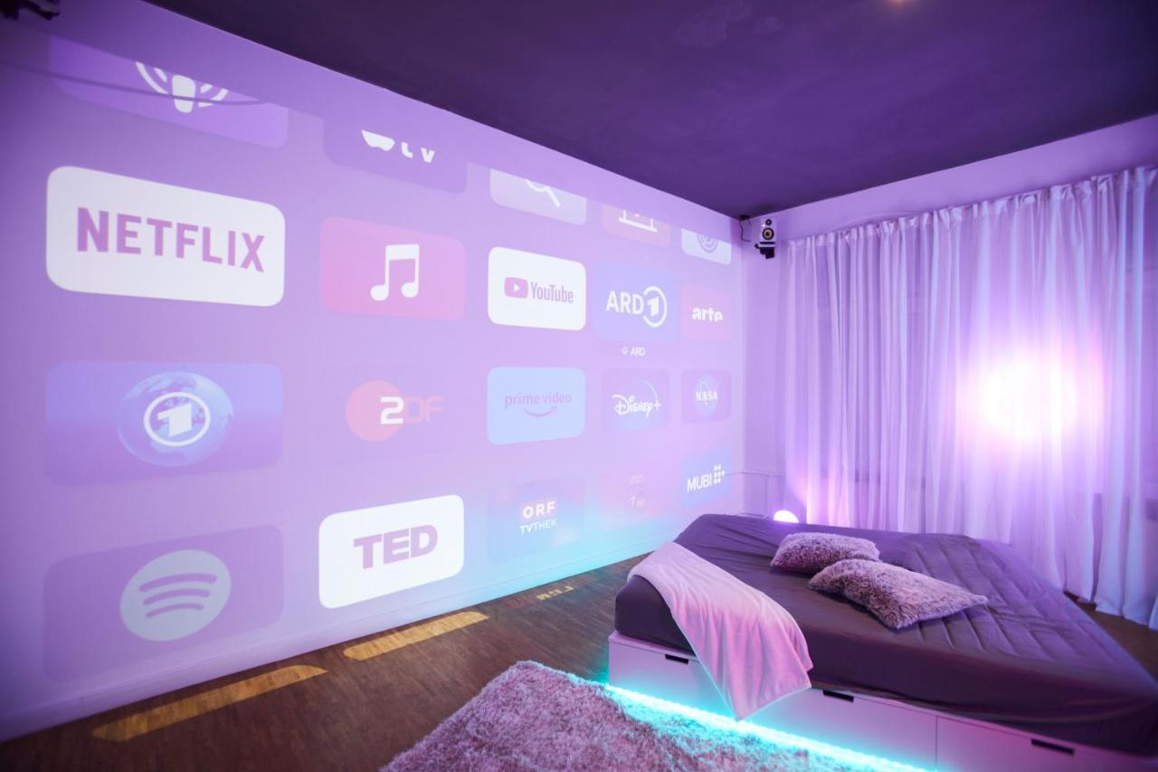 Huge Apartment With Home Cinema And Kitchen In Friedrichshain Berlin Dış mekan fotoğraf